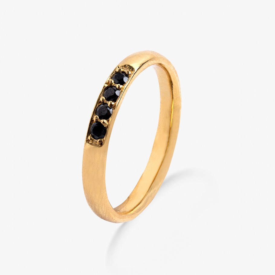ANILLO DE PLATA BAÑADO EN ORO 18 KT AMARILLO Y ÓNIX