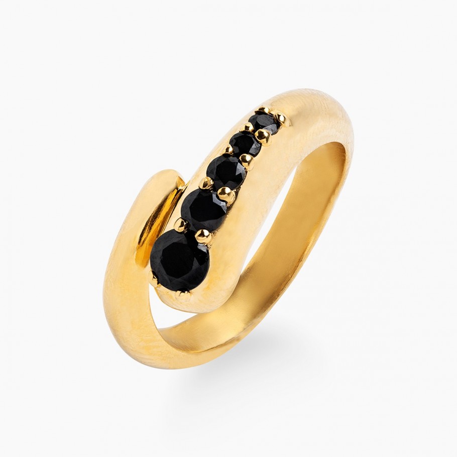 ANILLO DE PLATA BAÑADO EN ORO 18 KT AMARILLO Y ÓNIX